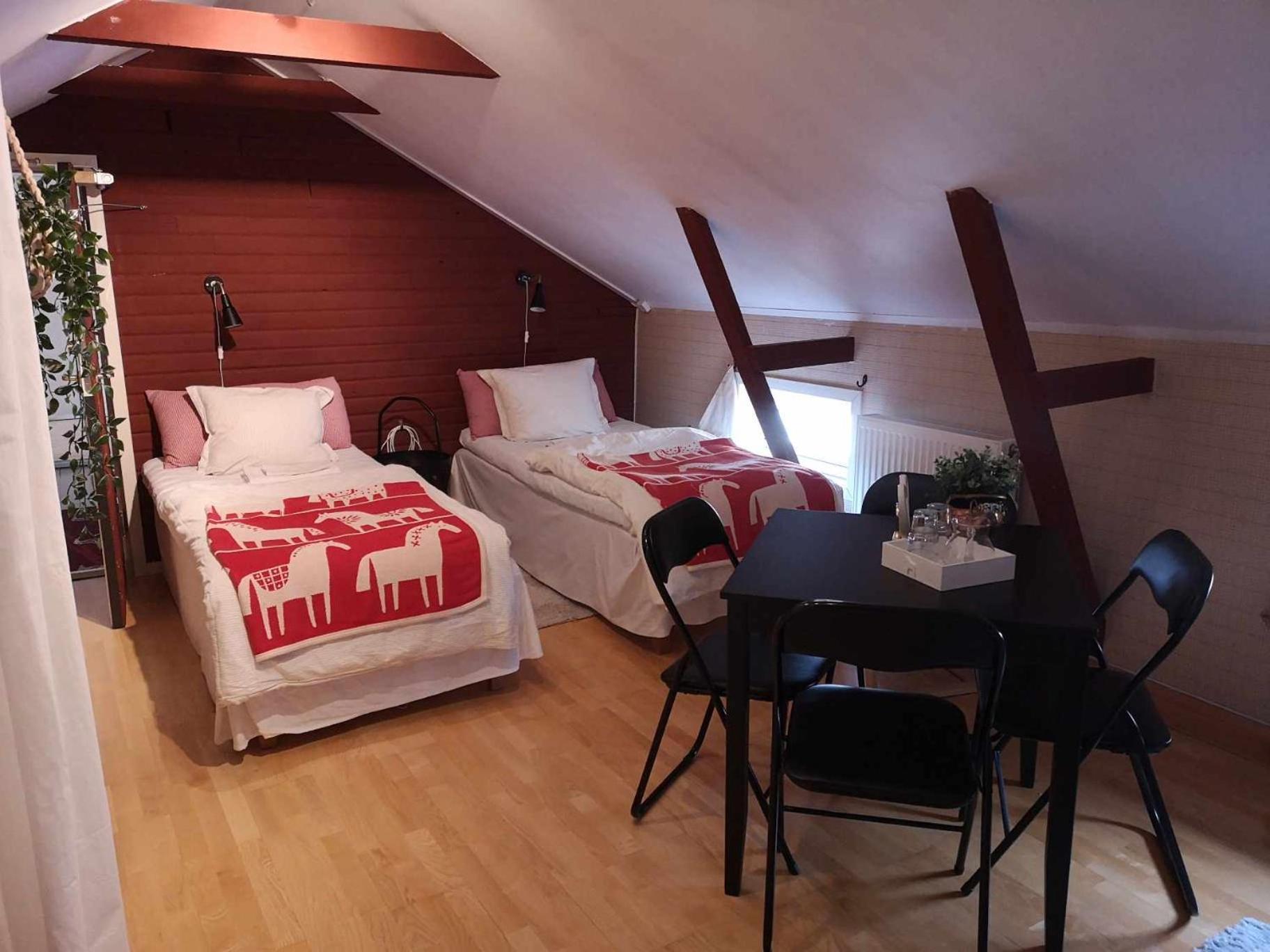 Kopparstugans Bed & Breakfast Falun Bagian luar foto